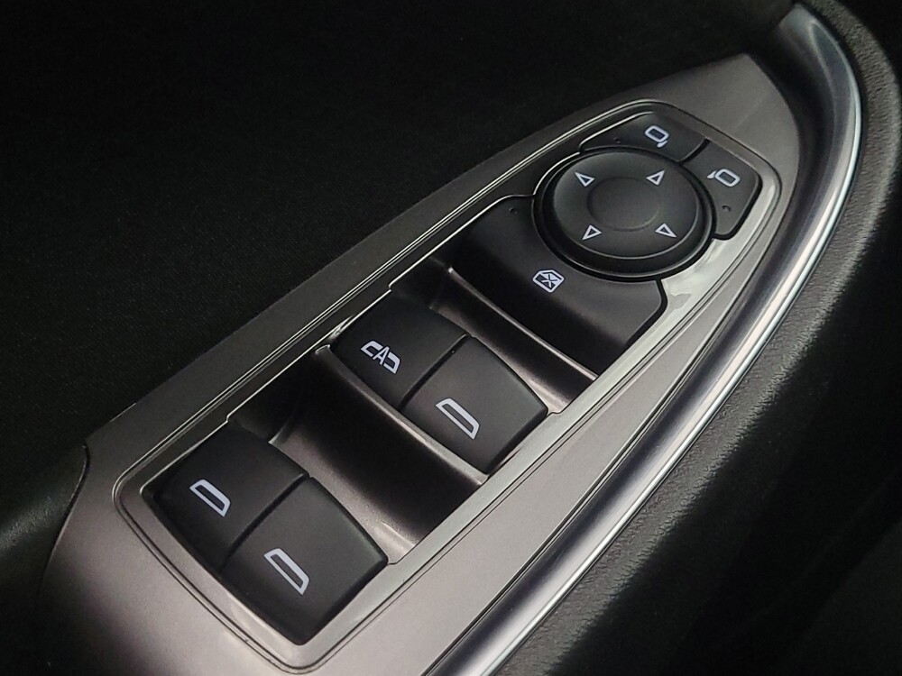 2022 Chevrolet Malibu in Indianapolis, IN 46222 - 18095180 27