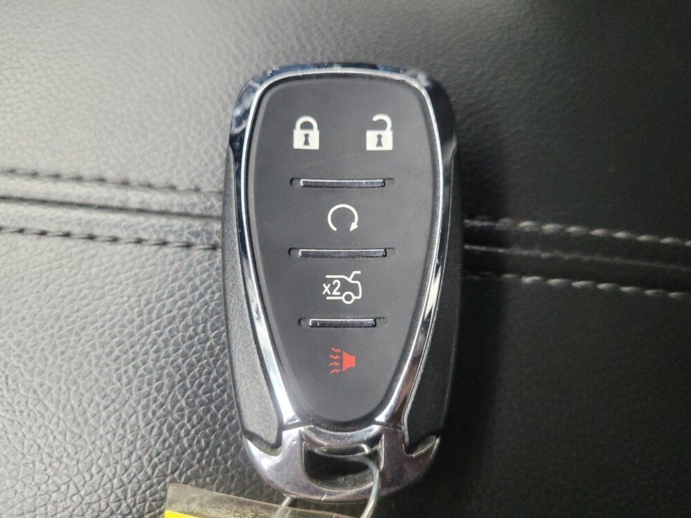 2022 Chevrolet Malibu in Indianapolis, IN 46222 - 18095180 32