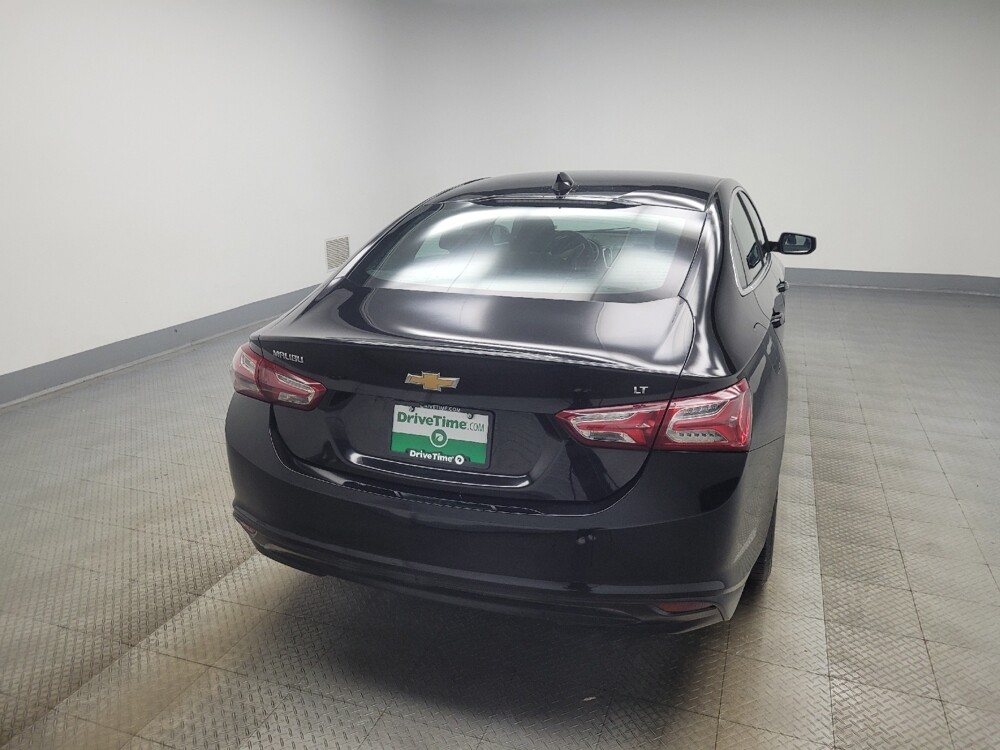 2022 Chevrolet Malibu in Indianapolis, IN 46222 - 18095180 7