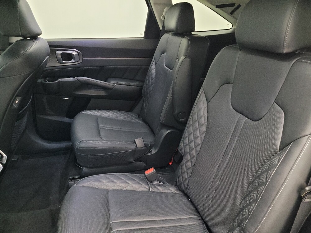 2021 Kia Sorento in Savannah, GA 31419 - 18095183 18