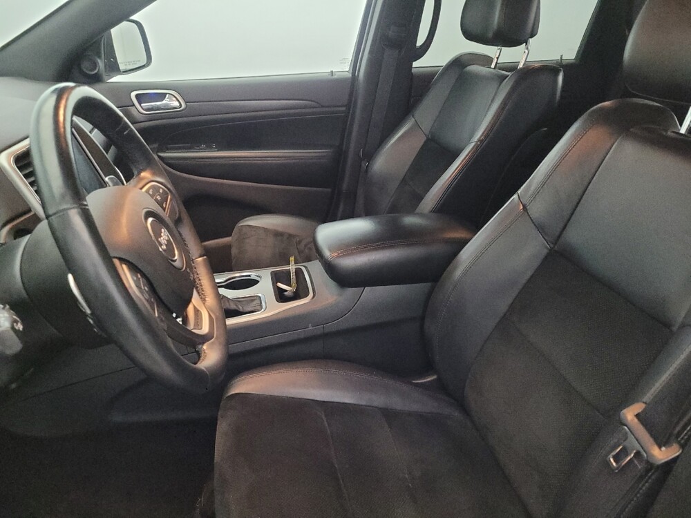 2017 Jeep Grand Cherokee in Temple Hills, MD 20746 - 18095185 17