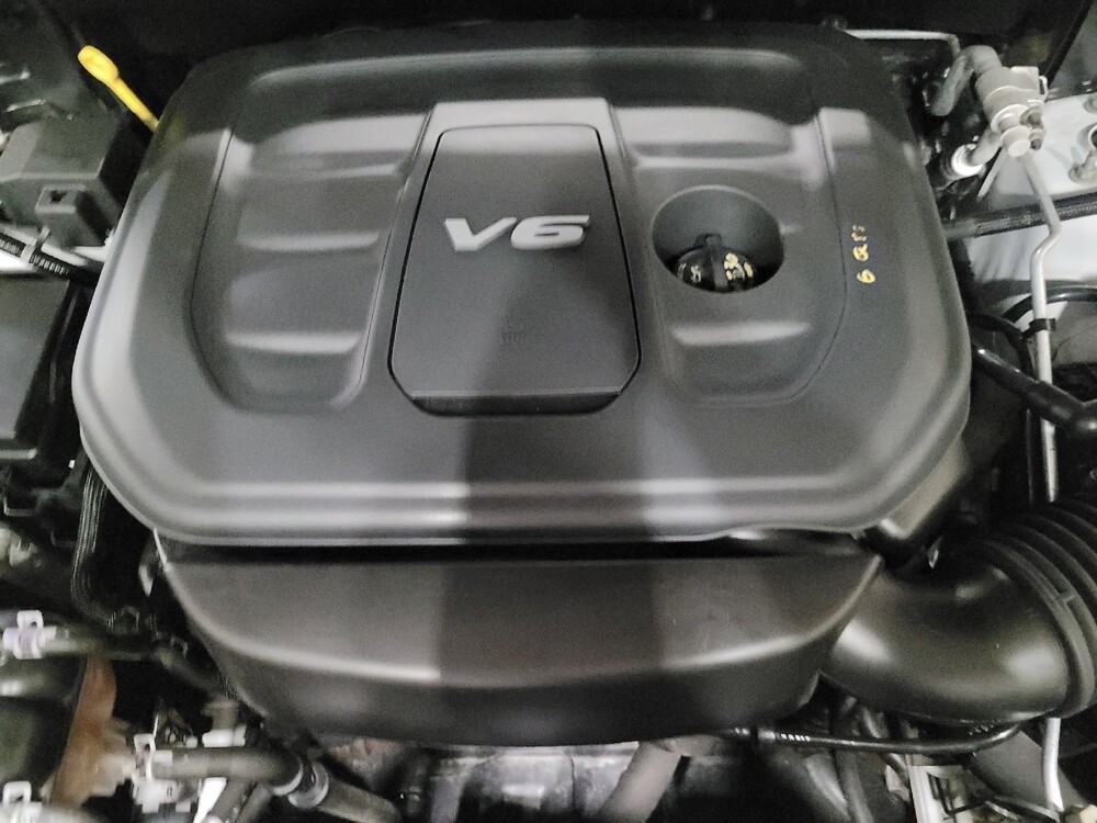 2017 Jeep Grand Cherokee in Temple Hills, MD 20746 - 18095185 30