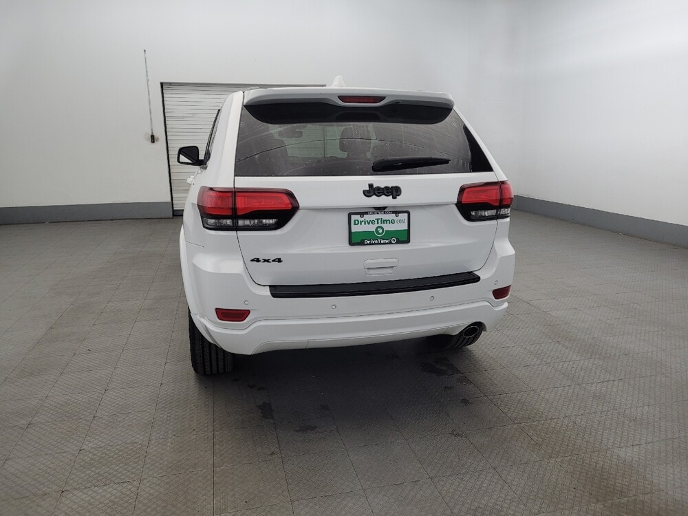 2017 Jeep Grand Cherokee in Temple Hills, MD 20746 - 18095185 6