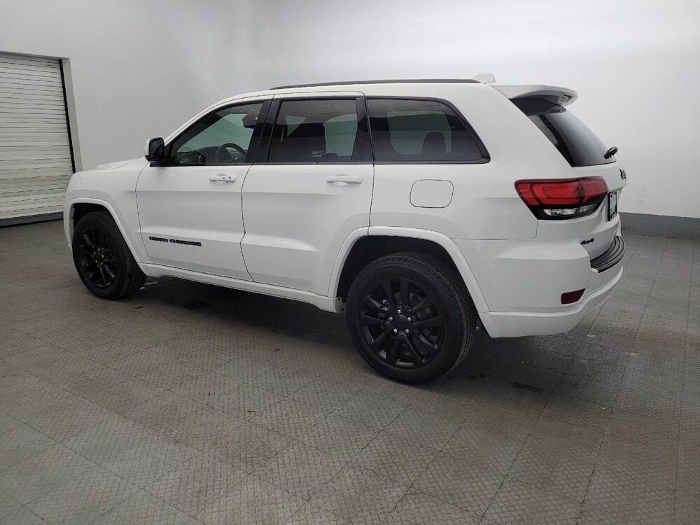 2017 Jeep Grand Cherokee in Temple Hills, MD 20746 - 18095185 3