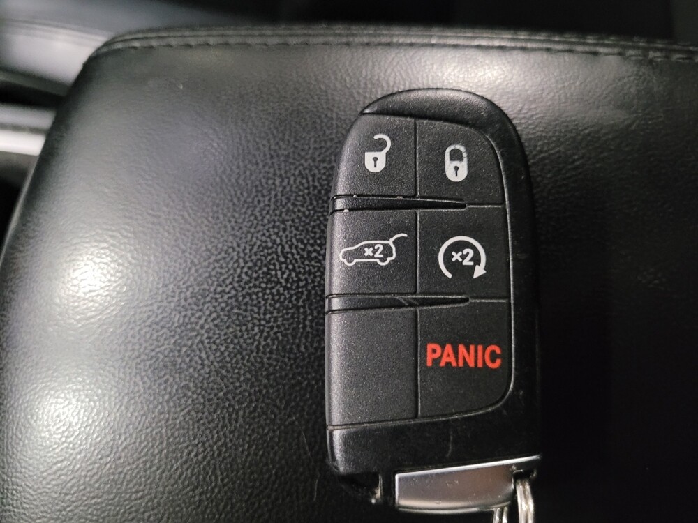 2017 Jeep Grand Cherokee in Temple Hills, MD 20746 - 18095185 32