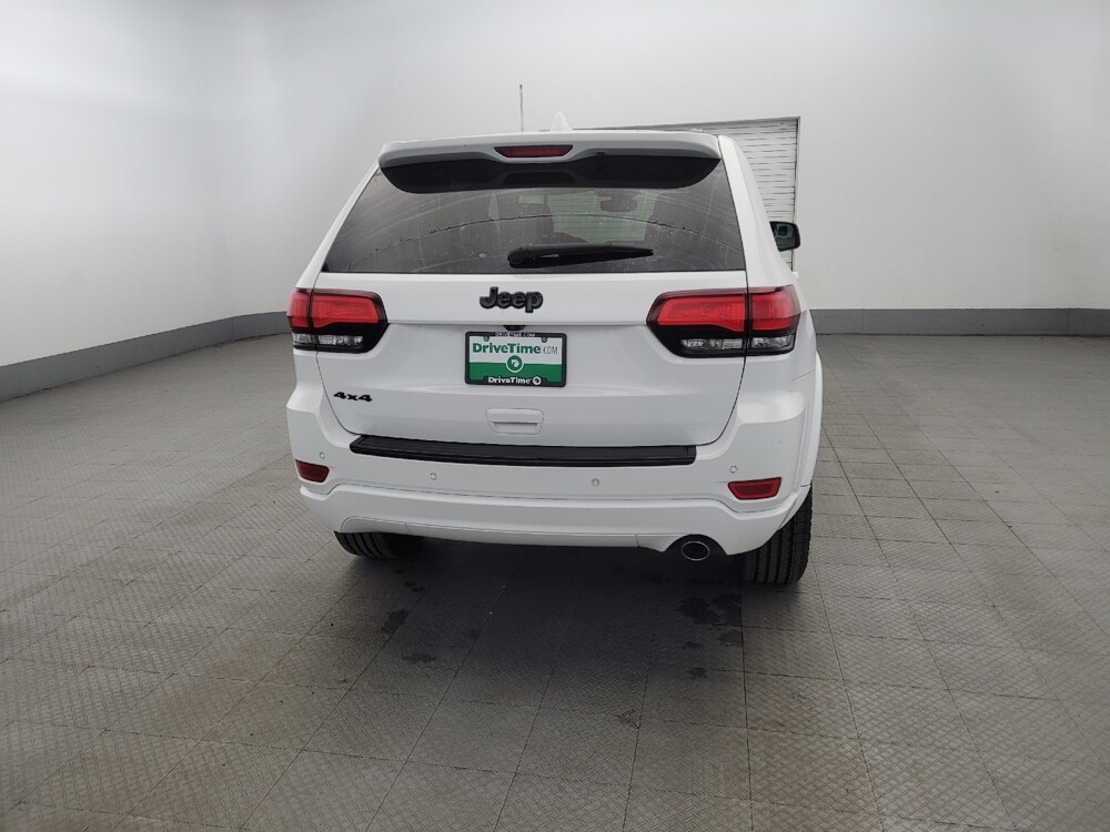 2017 Jeep Grand Cherokee in Temple Hills, MD 20746 - 18095185 7