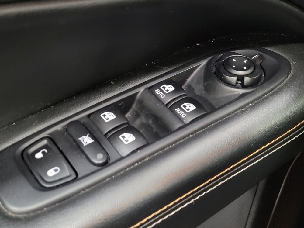 2018 Jeep Compass in Pittsburgh, PA 15237 - 18095186 27