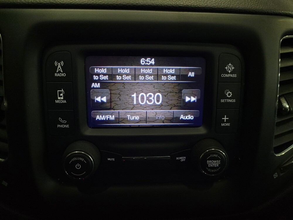 2018 Jeep Compass in Pittsburgh, PA 15237 - 18095186 25