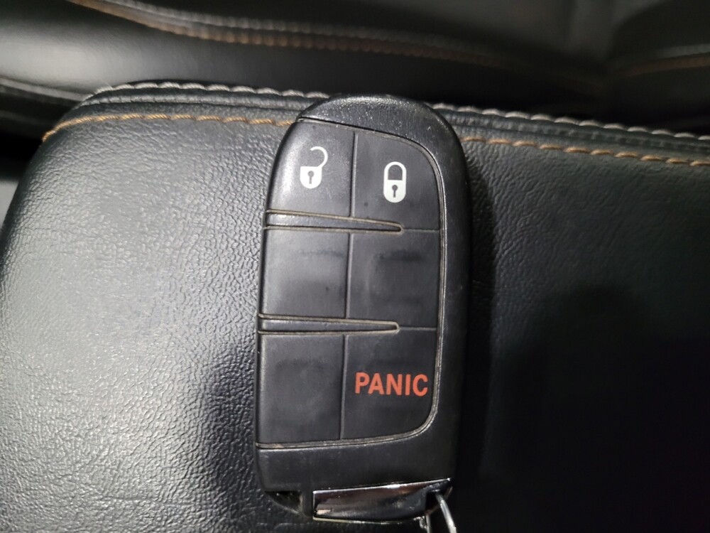 2018 Jeep Compass in Pittsburgh, PA 15237 - 18095186 32