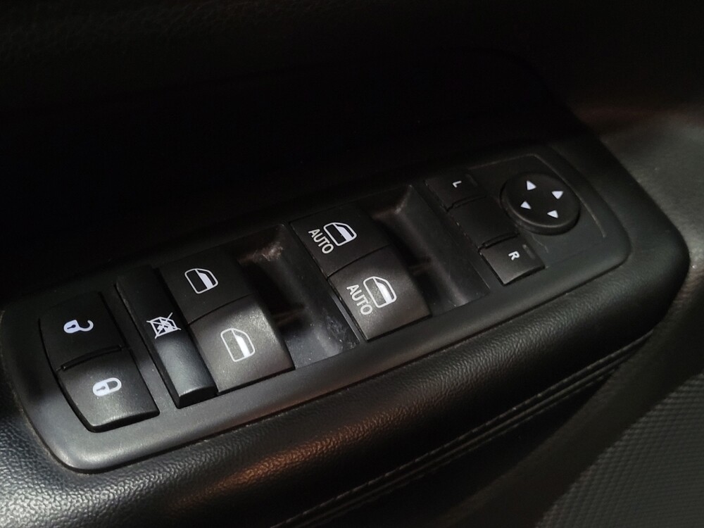 2016 Jeep Grand Cherokee in Richmond, VA 23235 - 18095187 27