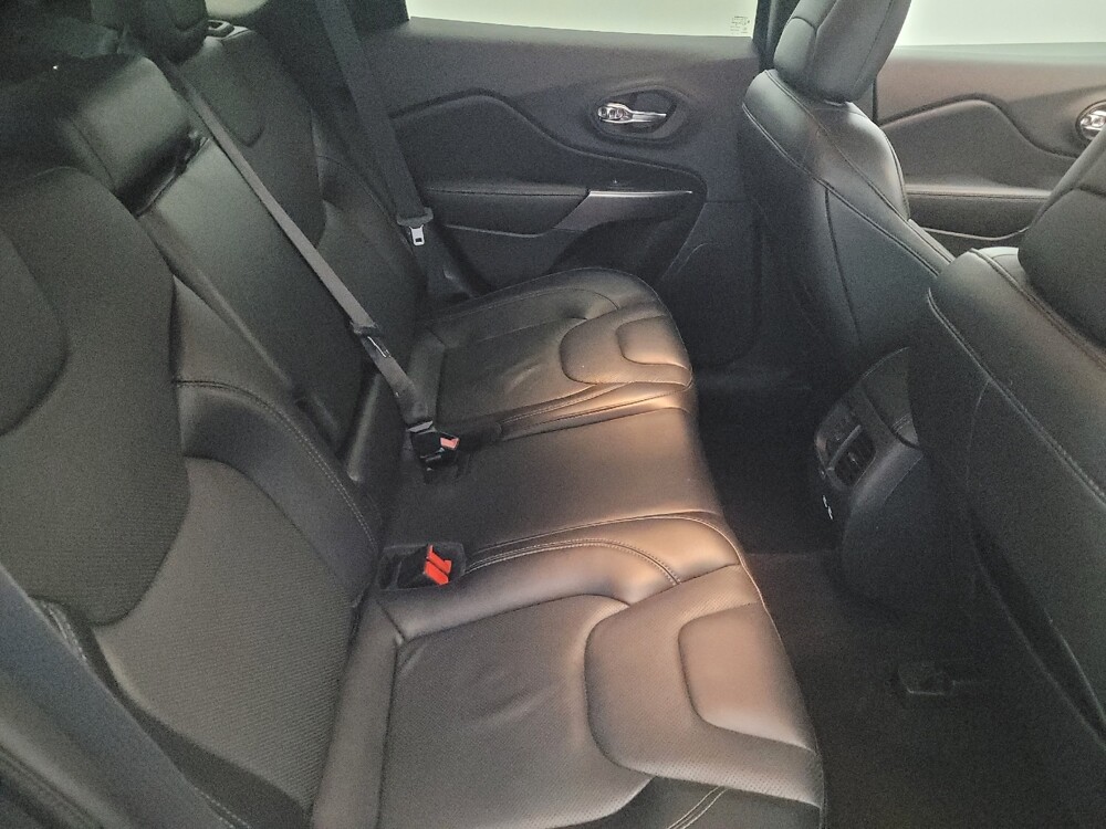 2021 Jeep Cherokee in Pittsburgh, PA 15237 - 18095189 19