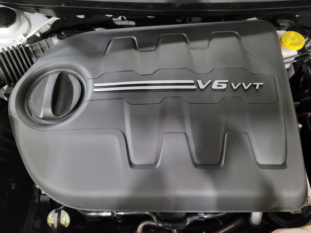 2021 Jeep Cherokee in Pittsburgh, PA 15237 - 18095189 30