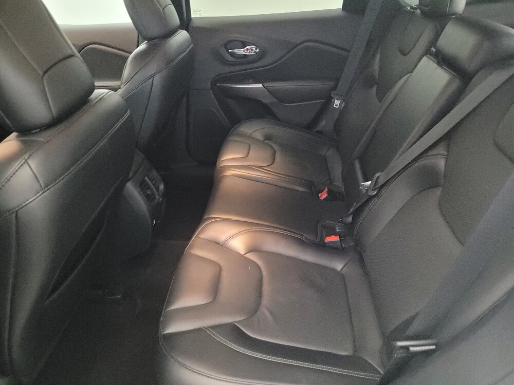 2021 Jeep Cherokee in Pittsburgh, PA 15237 - 18095189 18