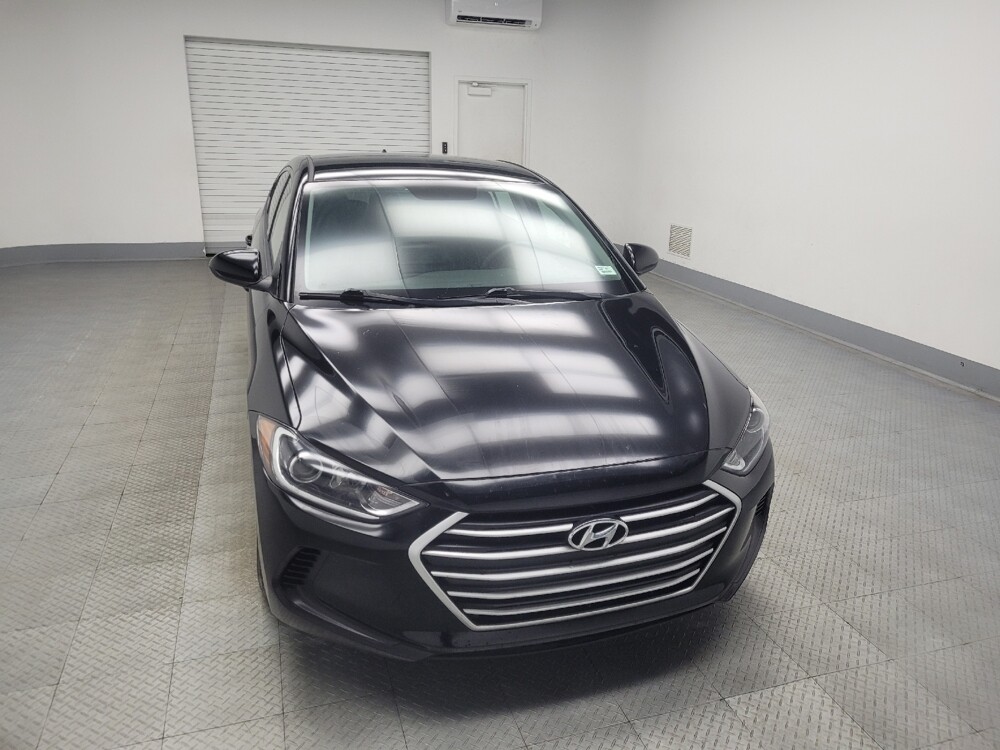 2018 Hyundai Elantra in Indianapolis, IN 46219 - 18095190 14