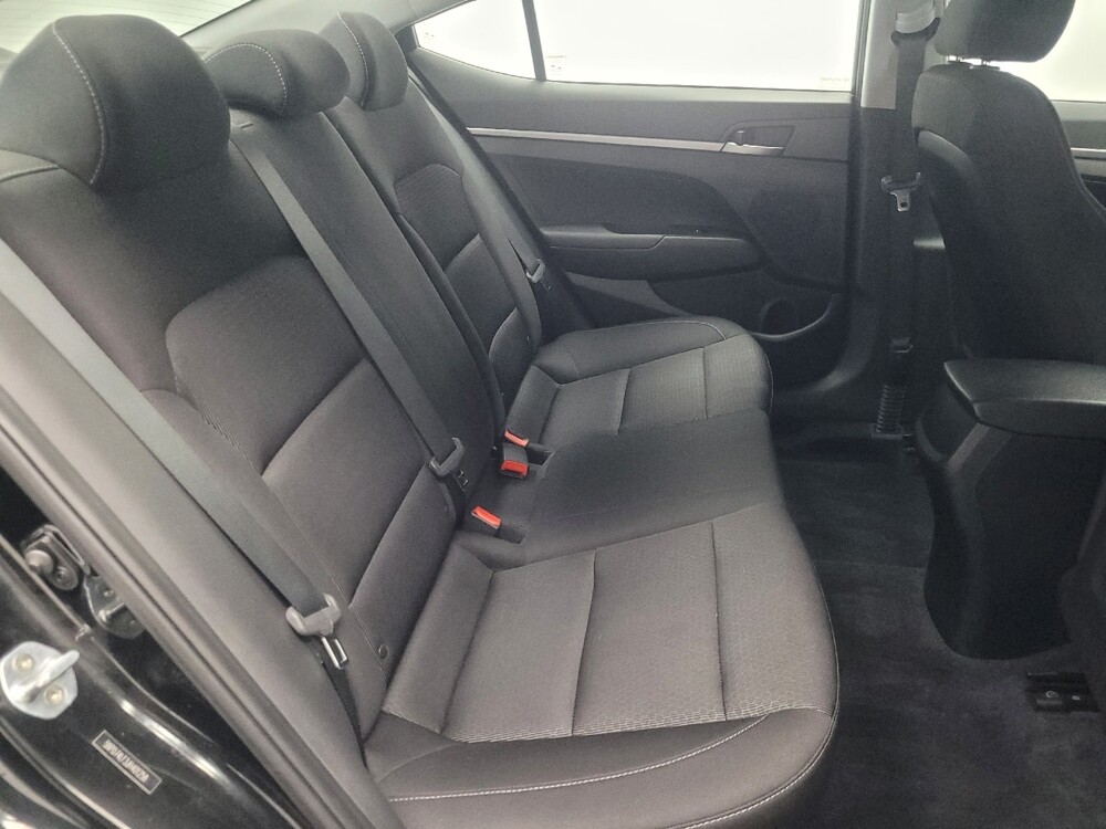 2018 Hyundai Elantra in Indianapolis, IN 46219 - 18095190 19