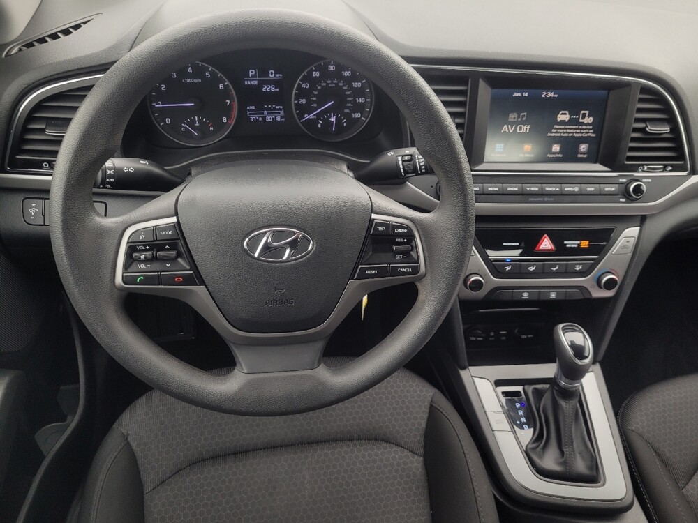 2018 Hyundai Elantra in Indianapolis, IN 46219 - 18095190 22