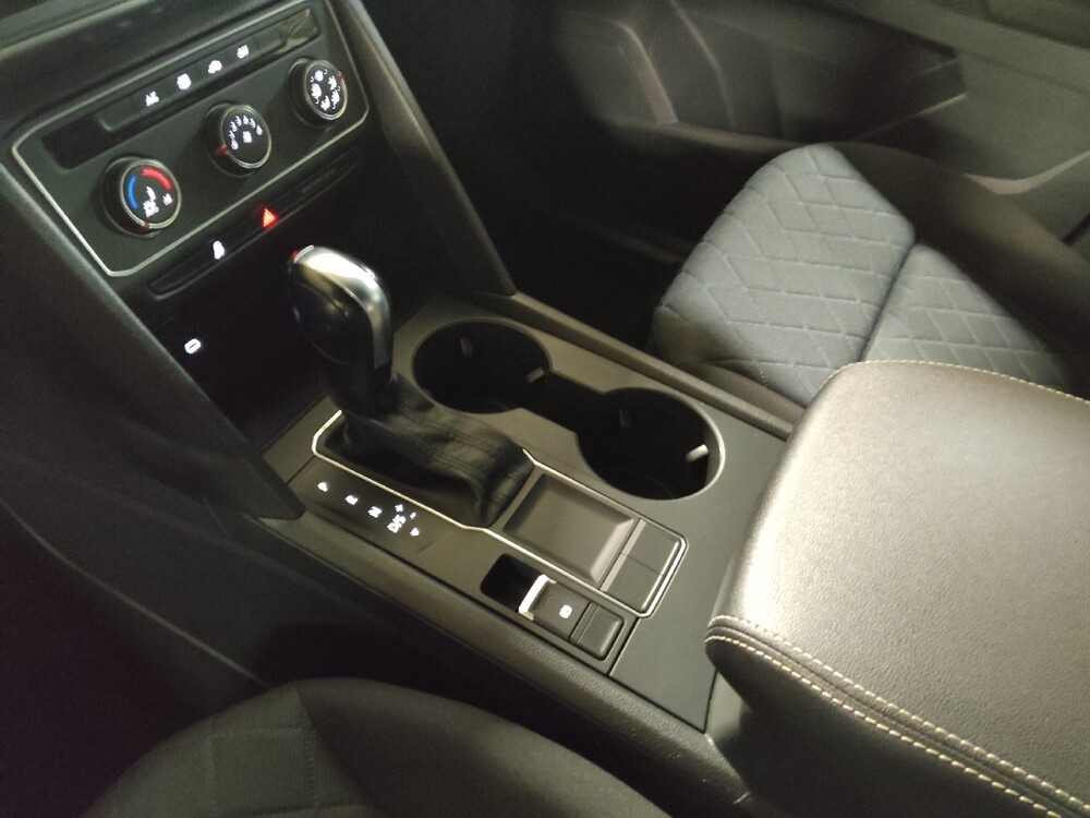 2020 Volkswagen Atlas in Lubbock, TX 79424 - 18095197 26