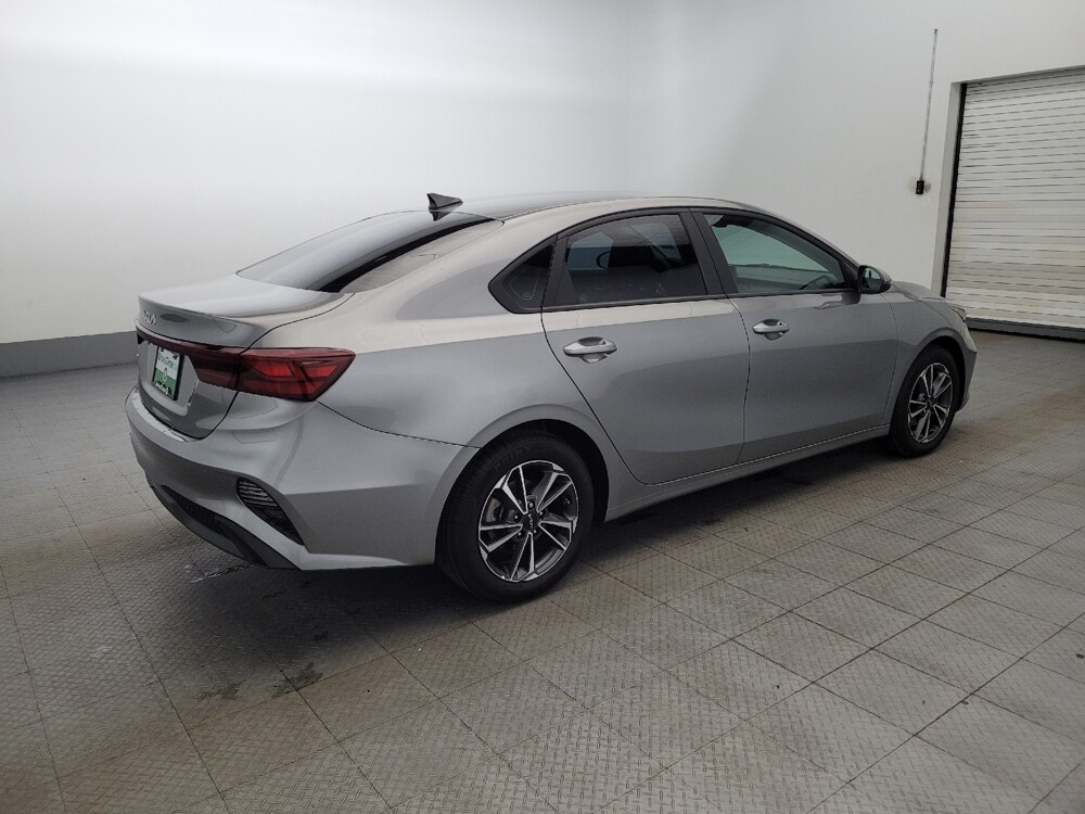 2022 Kia Forte in New Castle, DE 19720 - 18095207 10