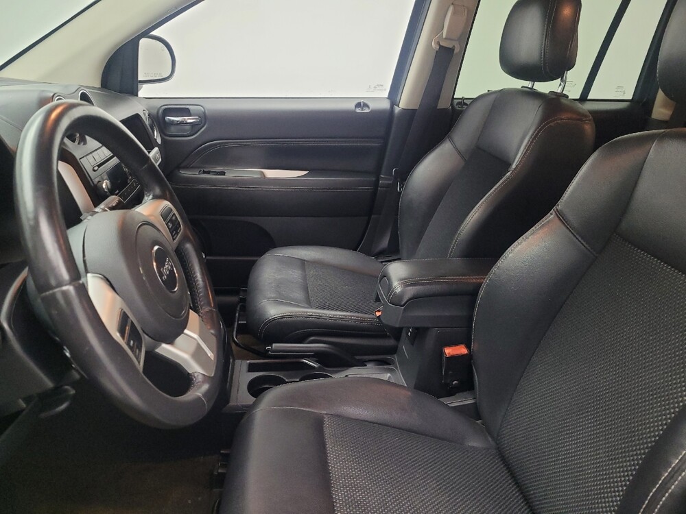 2015 Jeep Compass in Memphis, TN 38128 - 18095209 17