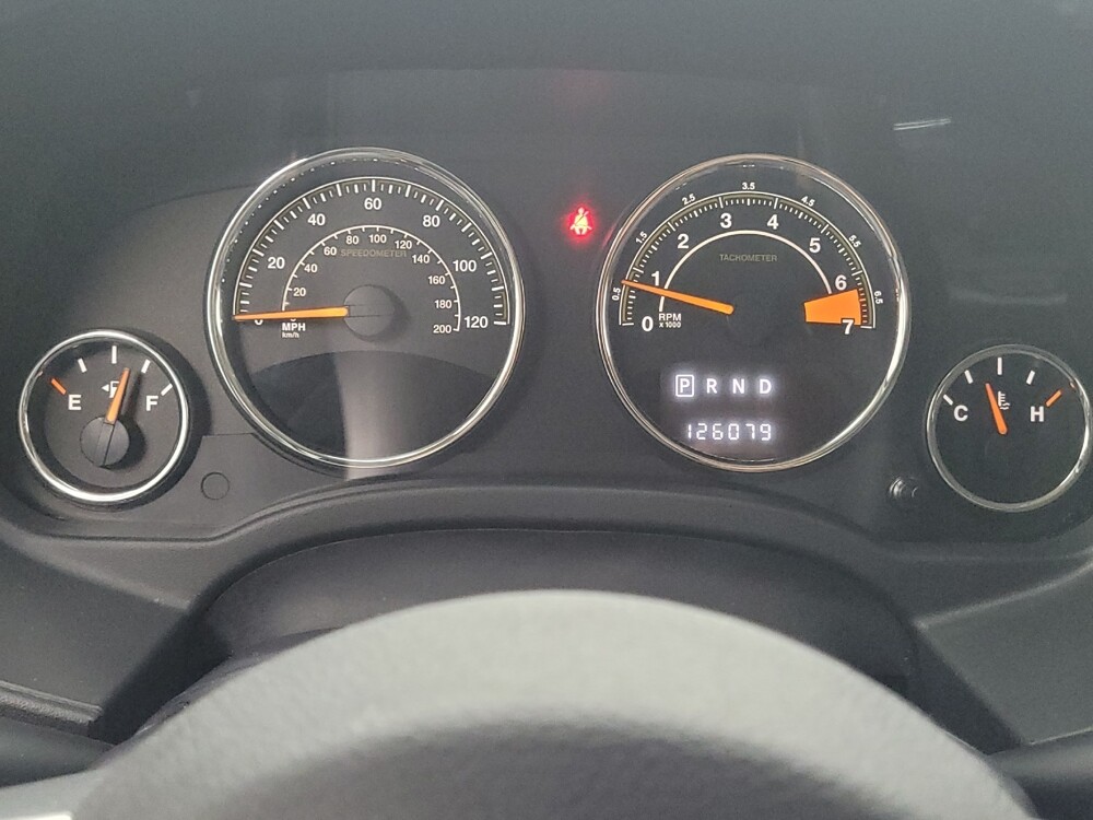 2015 Jeep Compass in Memphis, TN 38128 - 18095209 23