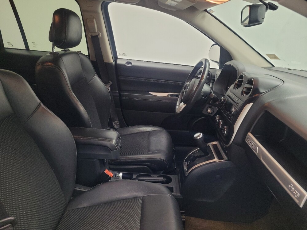 2015 Jeep Compass in Memphis, TN 38128 - 18095209 21