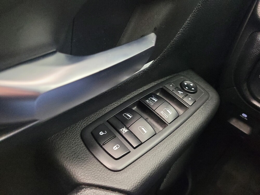 2019 RAM 1500 in Taylor, MI 48180 - 18095210 27