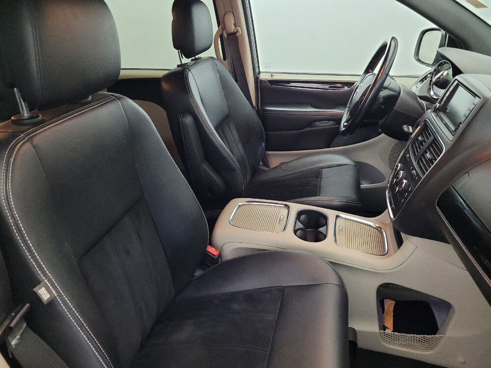 2018 Dodge Grand Caravan in Newport News, VA 23601 - 18095213 21