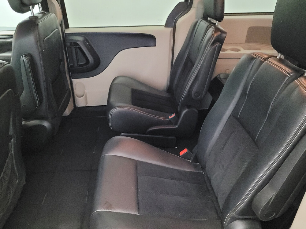2018 Dodge Grand Caravan in Newport News, VA 23601 - 18095213 18