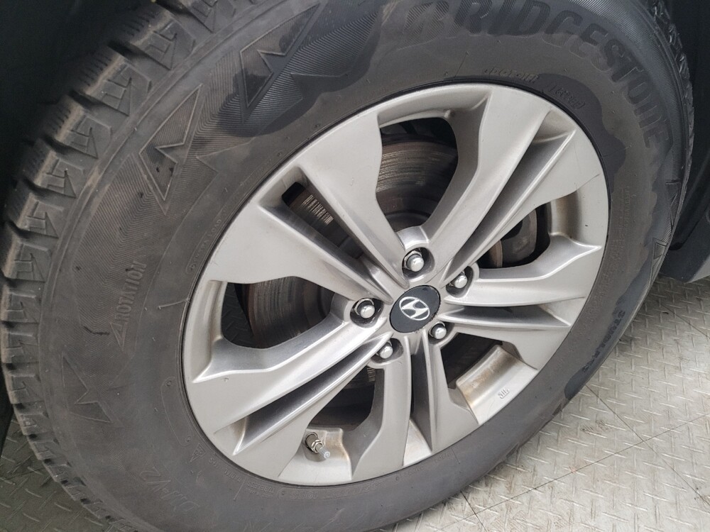 2016 Hyundai Santa Fe in Taylor, MI 48180 - 18095215 31