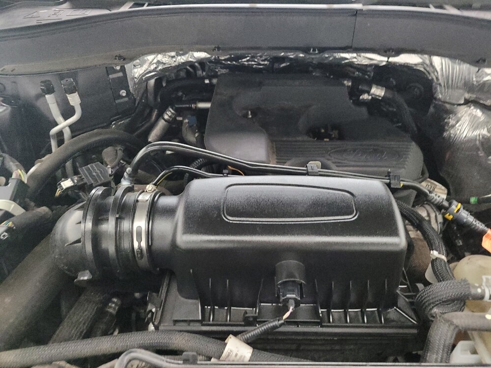 2020 Ford Explorer in Taylor, MI 48180 - 18095216 30