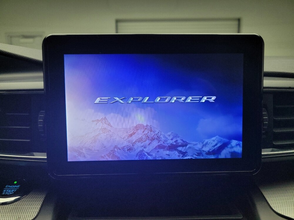 2020 Ford Explorer in Taylor, MI 48180 - 18095216 25