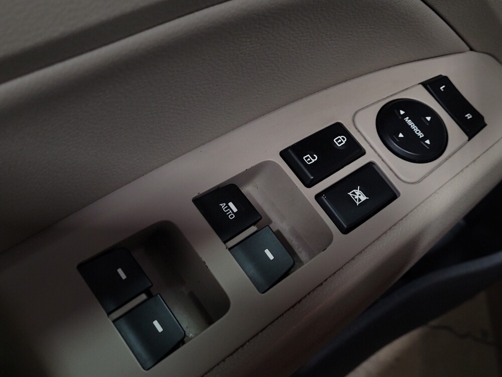 2017 Hyundai Elantra in Henrico, VA 23223 - 18095220 27