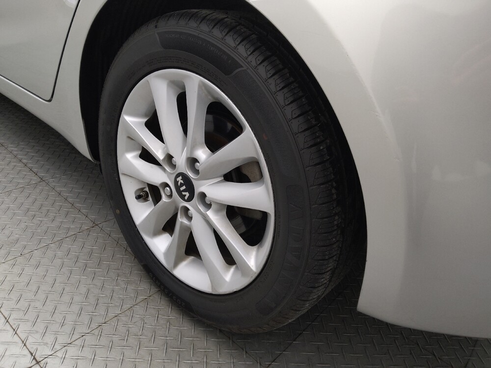 2017 Kia Forte in Houston, TX 77060 - 18095231 31