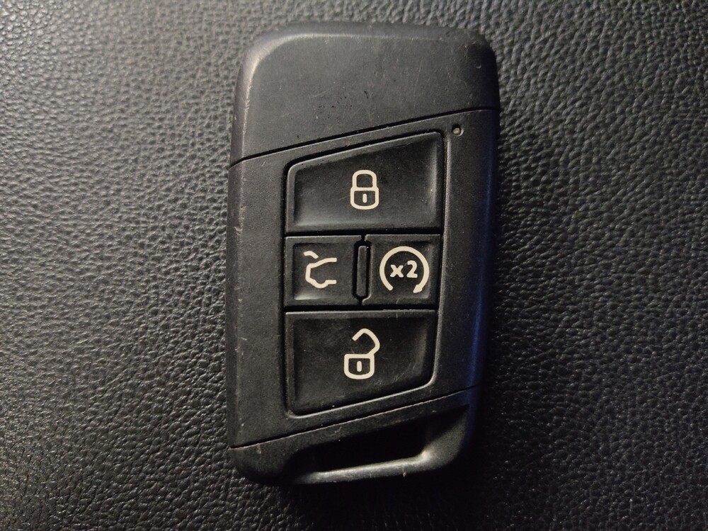 2021 Volkswagen Atlas in Houston, TX 77060 - 18095232 32