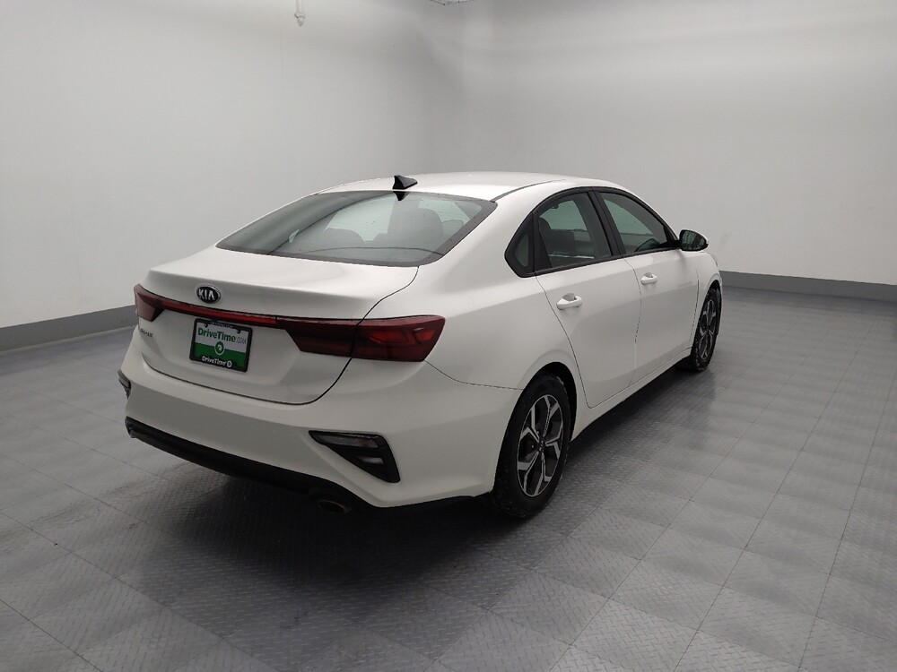 2019 Kia Forte in Gladstone, MO 64118 - 18095246 9