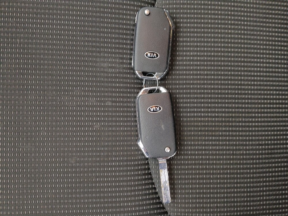 2019 Kia Forte in Gladstone, MO 64118 - 18095246 32