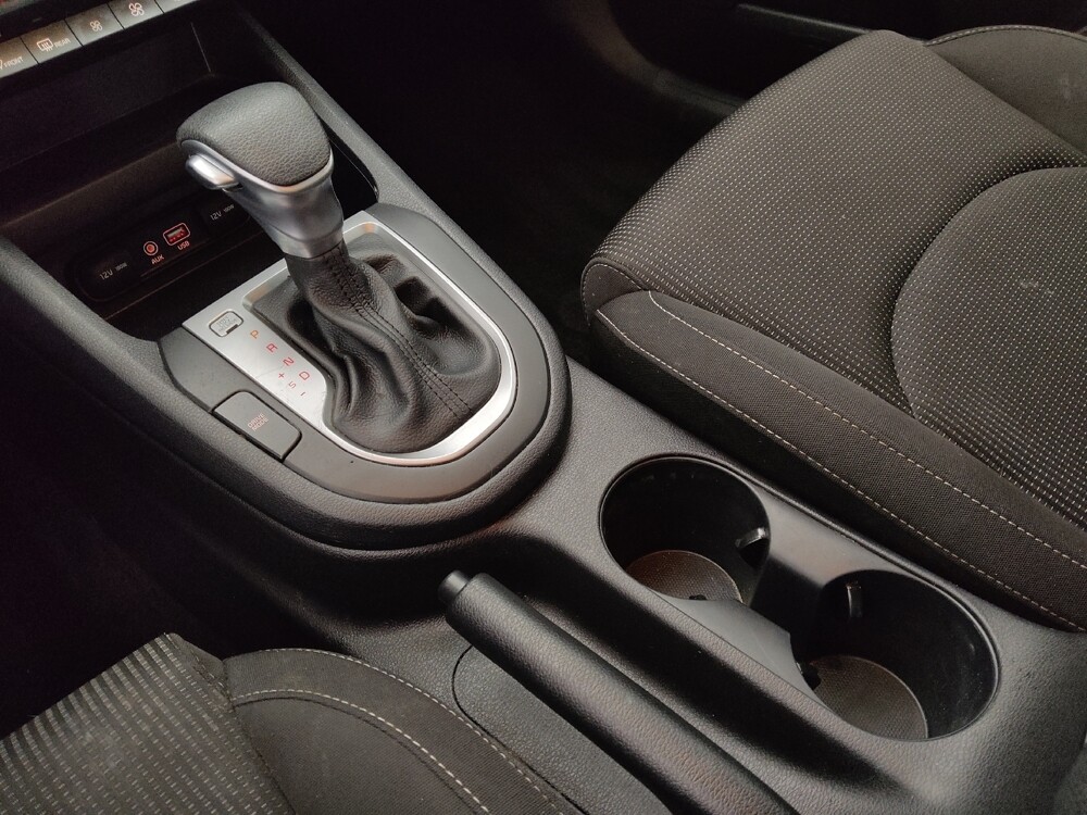 2019 Kia Forte in Gladstone, MO 64118 - 18095246 26