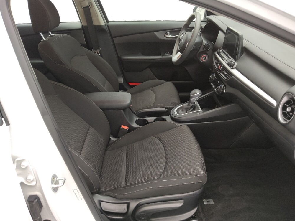 2019 Kia Forte in Gladstone, MO 64118 - 18095246 21