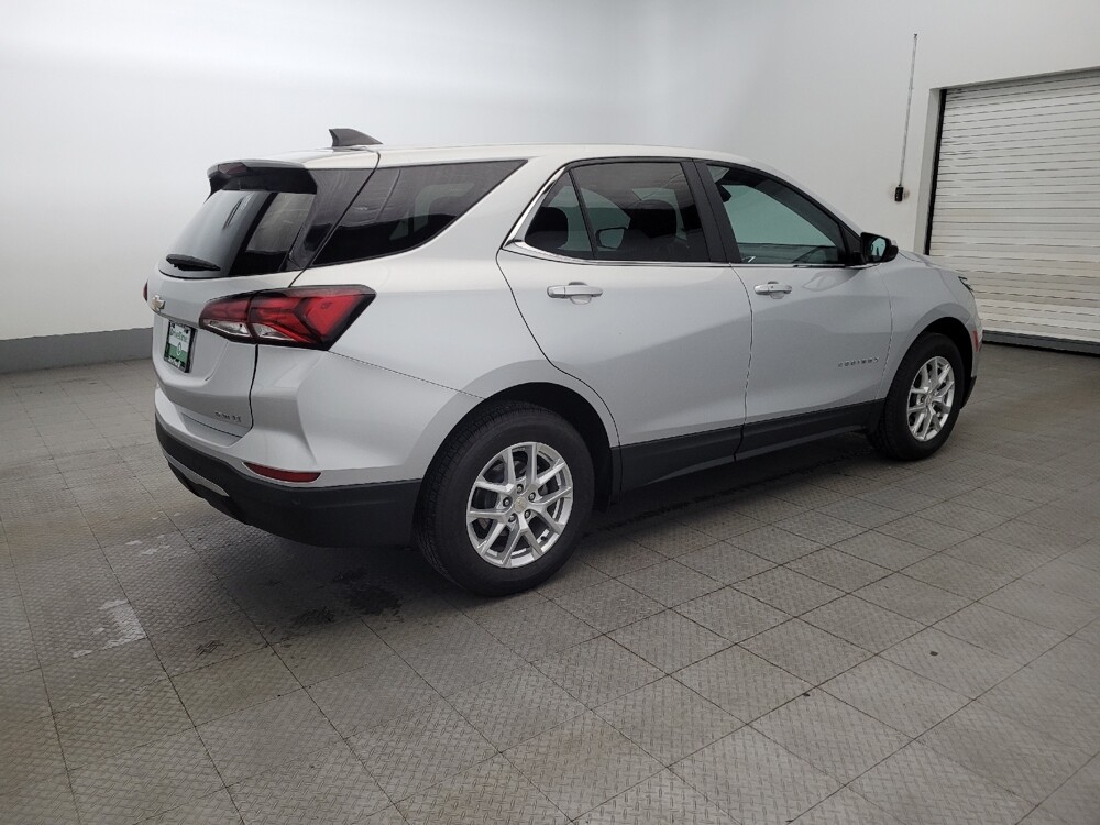 2022 Chevrolet Equinox in Allentown, PA 18103 - 18095250 10