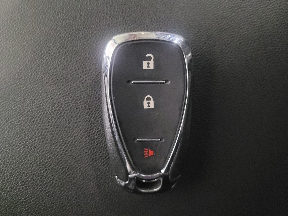 2021 Chevrolet Equinox in Marietta, GA 30062 - 18095257 32