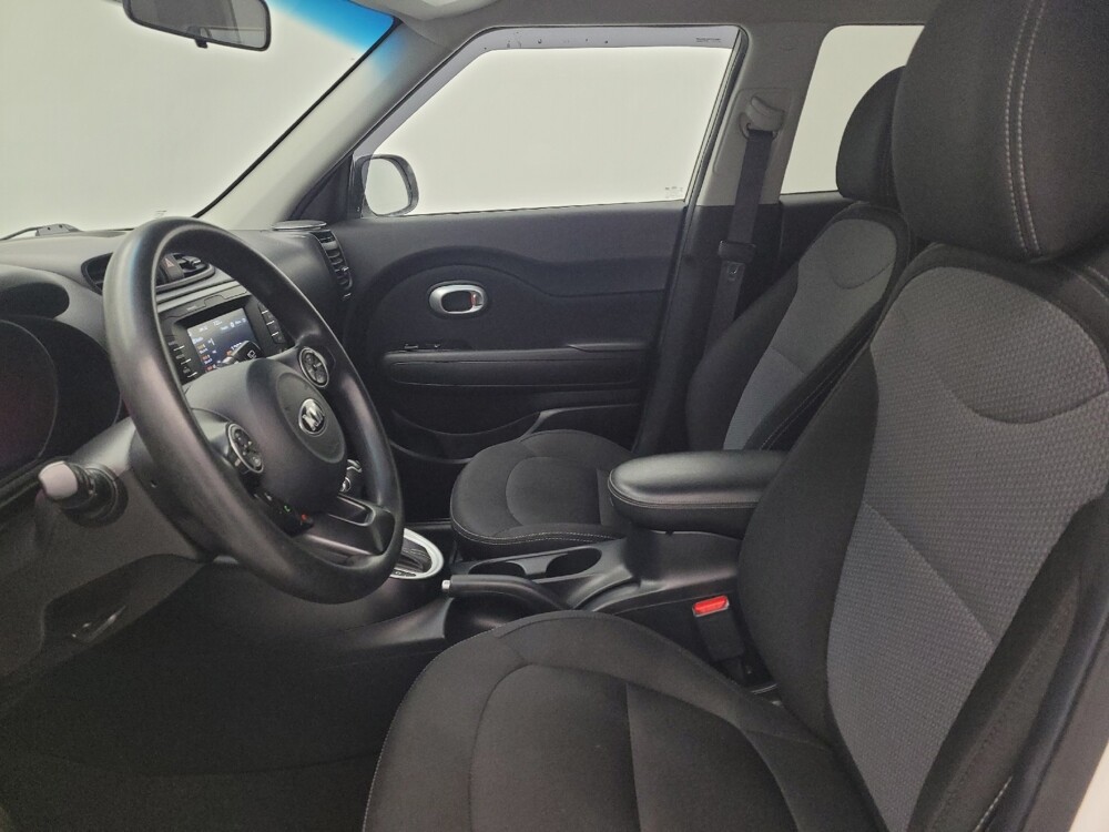 2018 Kia Soul in Maple Heights, OH 44137 - 18095260 17