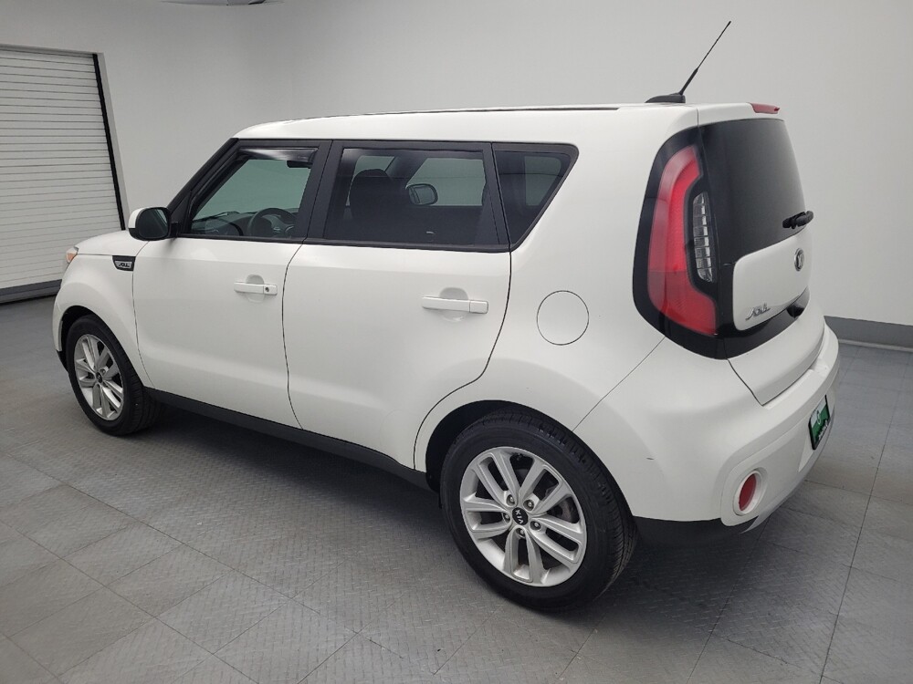 2018 Kia Soul in Maple Heights, OH 44137 - 18095260 3