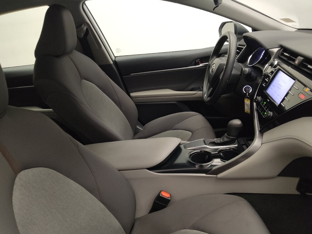 2020 Toyota Camry in Lombard, IL 60148 - 18095264 21