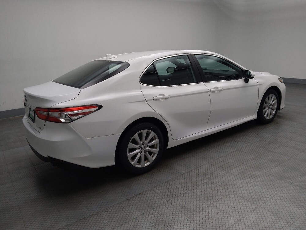 2020 Toyota Camry in Lombard, IL 60148 - 18095264 10