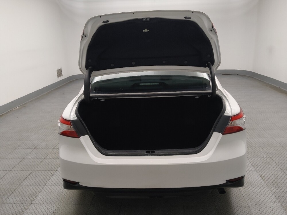 2020 Toyota Camry in Lombard, IL 60148 - 18095264 29