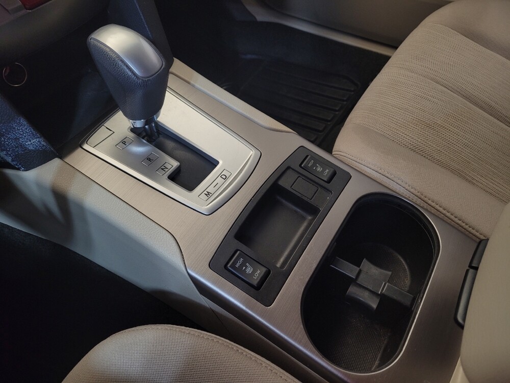 2014 Subaru Outback in Maple Heights, OH 44137 - 18095265 26