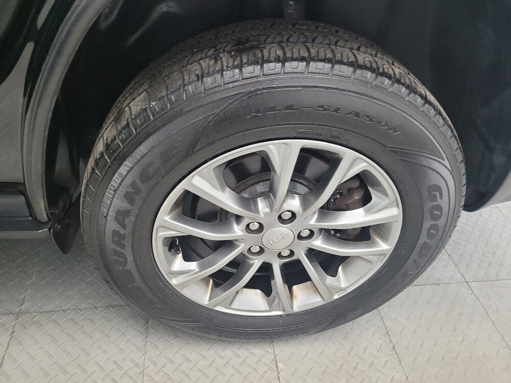 2019 Jeep Cherokee in Maple Heights, OH 44137 - 18095268 31