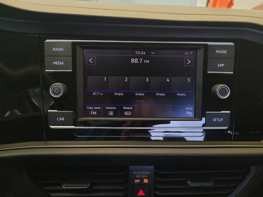 2019 Volkswagen Jetta in Maple Heights, OH 44137 - 18095273 25