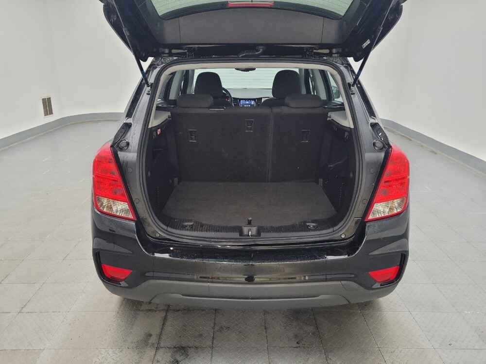 2020 Chevrolet Trax in Maple Heights, OH 44137 - 18095274 29