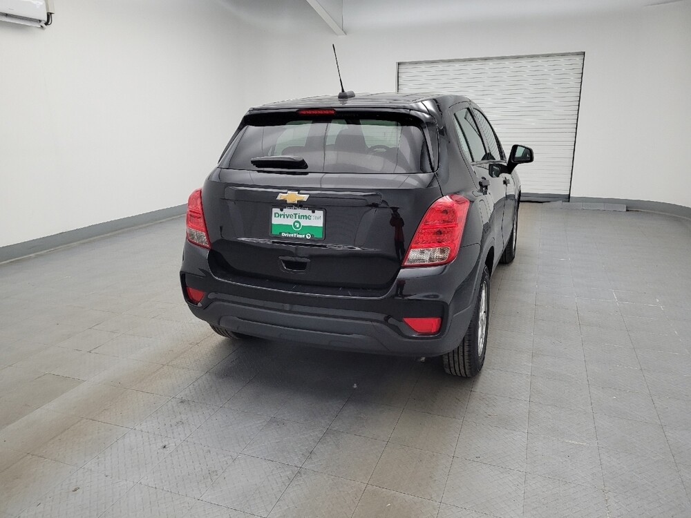 2020 Chevrolet Trax in Maple Heights, OH 44137 - 18095274 7